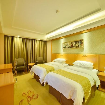 Vienna Classic Hotel Shanghai Hongqiao Airport Wuzhong Road Bagian luar foto
